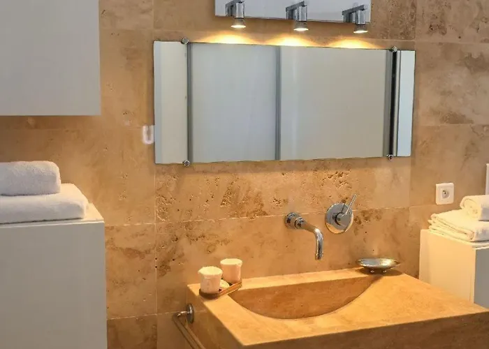 住宿加早餐酒店 尚布勒酒店－比安卡卡萨 3*